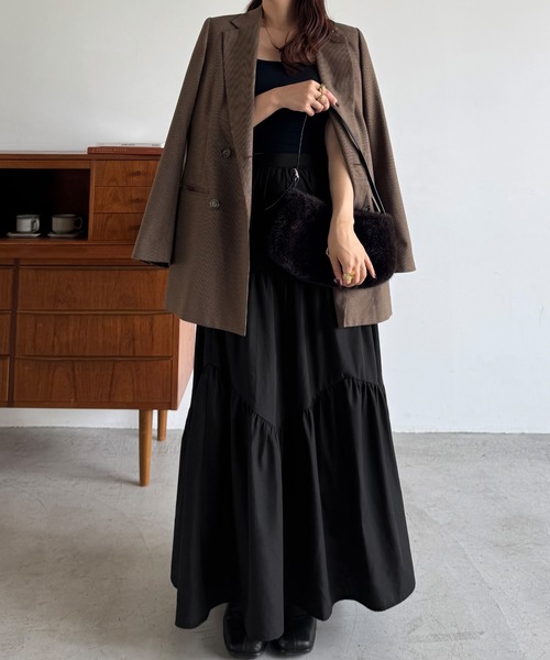 junoah(ジュノア)の「バイアス切替ティアードスカート(スカート・レディース・ダークグレー/モカ/ブラック・LARGE/MEDIUM/SMALL)」の8枚目の写真