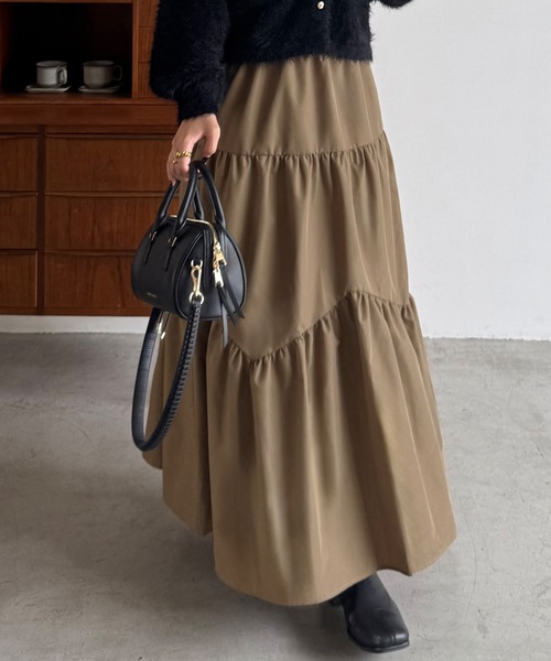 junoah(ジュノア)の「バイアス切替ティアードスカート(スカート・レディース・ダークグレー/モカ/ブラック・LARGE/MEDIUM/SMALL)」の12枚目の写真