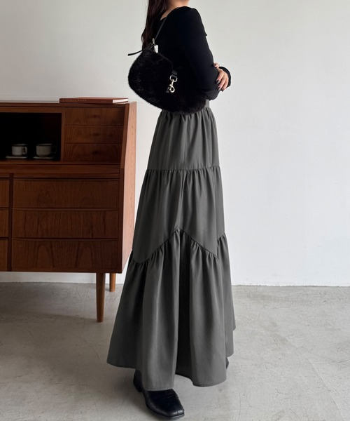 junoah(ジュノア)の「バイアス切替ティアードスカート(スカート・レディース・ダークグレー/モカ/ブラック・LARGE/MEDIUM/SMALL)」の16枚目の写真