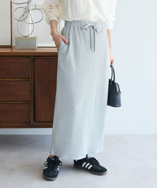 Green Parks(グリーンパークス)の「楽ちんIラインリブスカート(スカート・レディース・オフホワイト/杢グレー/ブラック/ボルドー・FREE)」の19枚目の写真