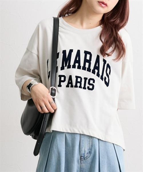 nissen（ニッセン）の「綿混天竺ロゴＴシャツ（Tシャツ/カットソー・レディース・ブラック系1/アイボリー系1/ホワイト系4/ブラック系3/ホワイト系3/ホワイト系1/ホワイト系2・M/L）」の2枚目の写真