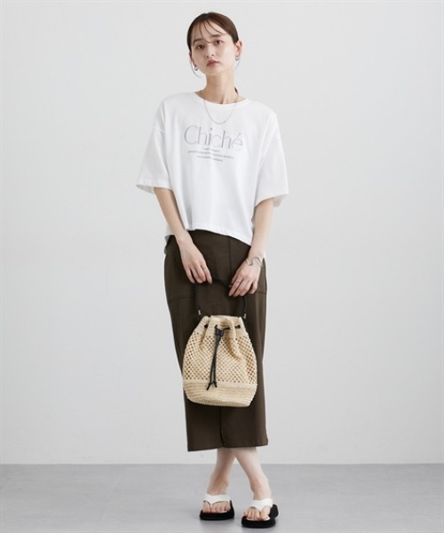 nissen（ニッセン）の「綿混天竺ロゴＴシャツ（Tシャツ/カットソー・レディース・ブラック系1/アイボリー系1/ホワイト系4/ブラック系3/ホワイト系3/ホワイト系1/ホワイト系2・M/L）」の8枚目の写真