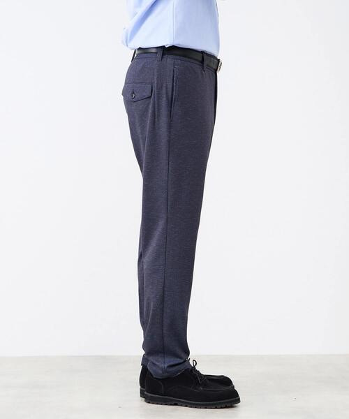 MEN'S MELROSE（メンズメルローズ）の「プリントテックジャージテーパードコンフォートパンツ(セットアップ可)（スラックス・メンズ・チャコールグレー/ライトグレー/ブラウン/ネイビー・3/5/4）」の20枚目の写真