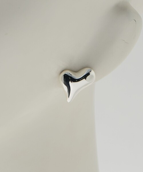 Soierie（ソワリー）の「＜Soierie＞Distort heart ピアス（ピアス（両耳用）・レディース・シルバー・FREE）」の9枚目の写真