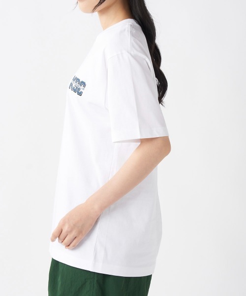 Kappa(カッパ)の「≪ウェルネスシリーズ≫スイムラフィック ユニセックスTシャツ(Tシャツ/カットソー・レディース・ホワイト/ブラック・LARGE/MEDIUM/SMALL)」の3枚目の写真