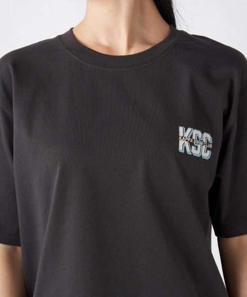 Kappa(カッパ)の「≪ウェルネスシリーズ≫スイムラフィック ユニセックスTシャツ(Tシャツ/カットソー・レディース・ホワイト/ブラック・LARGE/MEDIUM/SMALL)」の8枚目の写真
