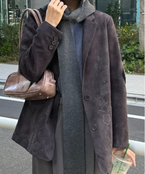Ameri（アメリ）の「SYNTHETIC SUEDE EMBROIDERY JACKET（テーラード