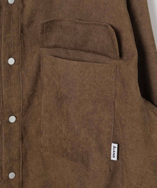 3.3 Field Trip (3.3フィールドトリップ)の「【UNISEX】ALAND/コーデュロイ長袖シャツ(シャツ/ブラウス・レディース・ブラウン/ライトブルー・MEDIUM/SMALL)」の8枚目の写真