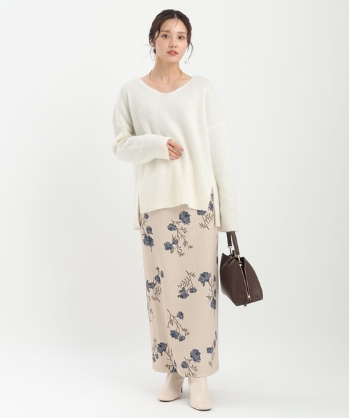 Andemiu(アンデミュウ)の「【手洗い可能】モヘアウールVプルオーバー491832(ニット/セーター・レディース・ピンク/オフホワイト/グレー・FREE)」の5枚目の写真