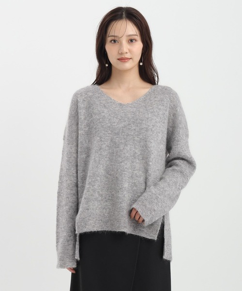 Andemiu(アンデミュウ)の「【手洗い可能】モヘアウールVプルオーバー491832(ニット/セーター・レディース・ピンク/オフホワイト/グレー・FREE)」の8枚目の写真
