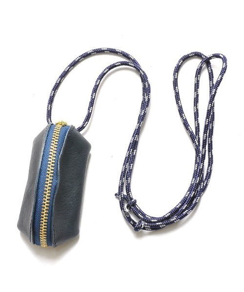 TONE SELECT GOODS（トーンセレクトグッズ）の「Butler Verner Sails(バトラーバーナーセイルズ) ホースレザー ネックポーチ 小銭入れ 【JW-2566】（コインケース・レディース・ダークグリーン/ネイビー・FREE）」の2枚目の写真