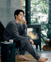 TENTIAL（テンシャル）の「BAKUNE ベロア ロングスリーブ クルーネック（ルームウェア/パジャマ）」