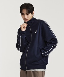 NIKE（ナイキ）の「《セットアップ対応商品》ナイキ スポーツウェア クラブ メンズ オーバーサイズド ニット トラックジャケット   Nike Sportswear Club Men's Oversized Knit Track Jacket HV1418-451 Obsidian（ブルゾン）」