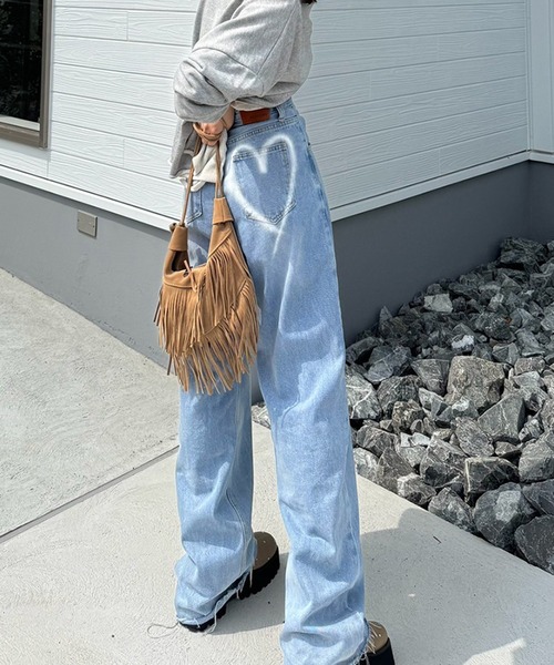 Flugge(フラッジー)の「ハイウエストハートデニム(デニムパンツ・レディース・ブルー・SMALL/MEDIUM)」の5枚目の写真