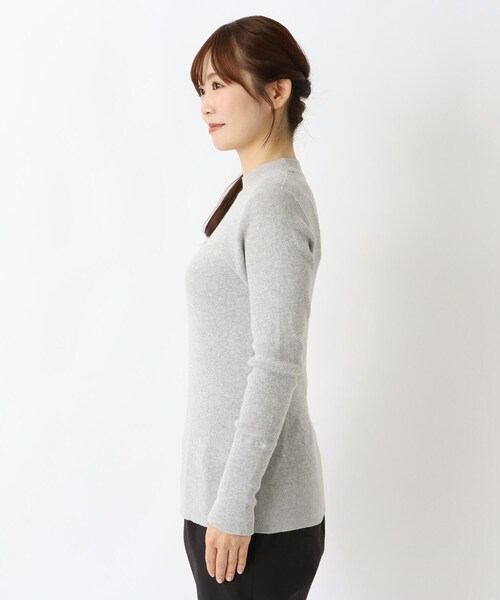 one'sterrace(ワンズテラス)の「◆綿フライスニットプルオーバー(ニット/セーター・レディース・グリーン系その他6/グレー系4/ブラック系8/アイボリー系8・02)」の6枚目の写真