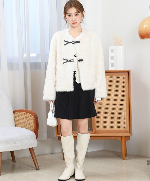 Anely(アネリー)の「ノーカラー コンパクト ファー ダッフル ジャケット(ノーカラージャケット・レディース・アイボリー/ブラック/ベージュ/ピンク・FREE)」の6枚目の写真