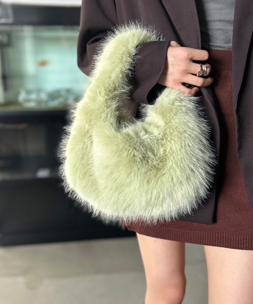 Kotoe（コトエ）の「スモーキーパステル ワンハンドル エコファーバッグ（ハンドバッグ・レディース・ダークグレー/ブラウン/グリーン/ブルー・FREE）」の7枚目の写真