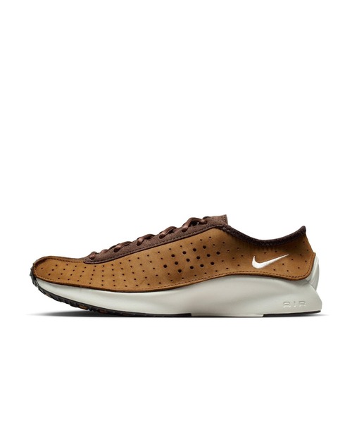 NIKE(ナイキ)の「W AIR SUPERFLY HQ7955-201(スニーカー・レディース・ベージュ・22.5cm/23.0cm/23.5cm/24.0cm/24.5cm/25.0cm/25.5cm/26.0cm/26.5cm/27.0cm/27.5cm/28.0cm/28.5cm/29.0cm)」の4枚目の写真
