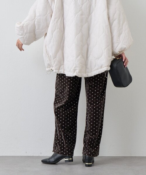 un dix cors（アンディコール）の「《華やかさをプラス》グリッタードットベロアパンツ（スラックス・レディース・ブラック/ブラウン・FREE）」の5枚目の写真