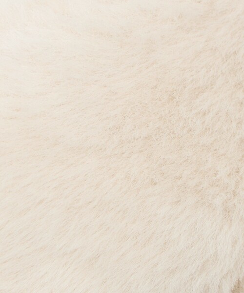 green label relaxing(グリーンレーベルリラクシング)の「フェイクファー ハートモチーフ マフラー(マフラー・キッズ・オフホワイト/ライトピンク/モカ・FREE)」の8枚目の写真