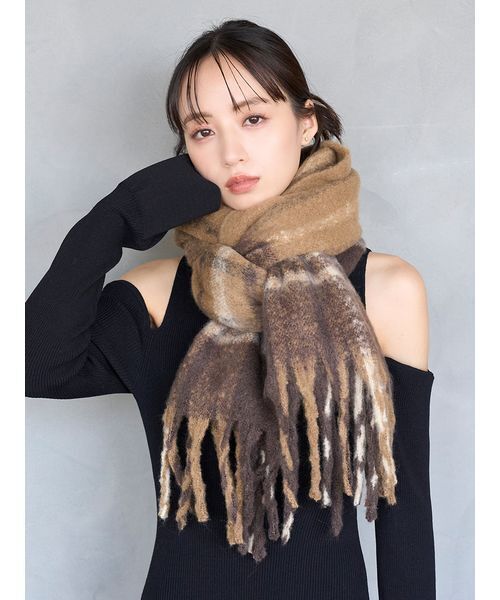 SNIDEL（スナイデル）の「バリエマフラー（マフラー・レディース・ピンク/ブラウン/イエロー・F）」の2枚目の写真