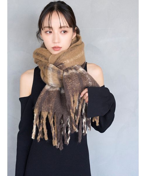 SNIDEL（スナイデル）の「バリエマフラー（マフラー・レディース・ピンク/ブラウン/イエロー・F）」の14枚目の写真