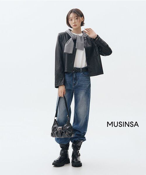 MUSINSA STANDARD WOMAN（ムシンサスタンダードウーマン）の「ウィメンズルーズフレアデニムパンツ[ミディアムインディゴ]（デニムパンツ・レディース・その他・30/24/25/26/27/28/29）」の13枚目の写真