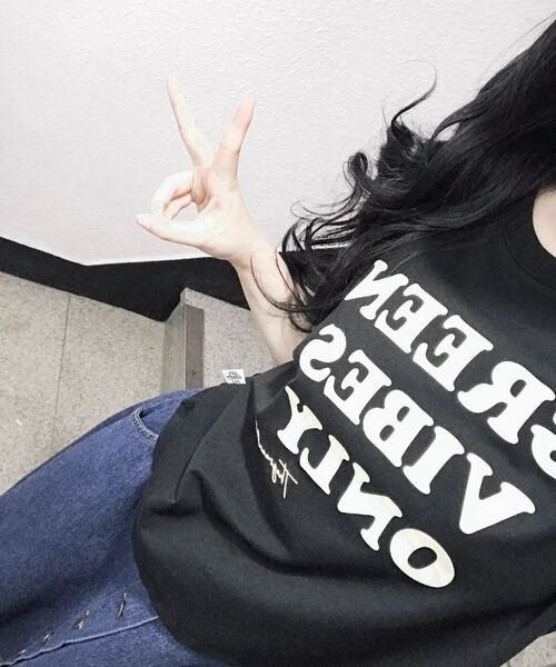 THE GREEN LAB（ザグリーンラボ）の「GREEN VIBES ONLY テクスチャーレタリング半袖Tシャツ [ホワイト]（Tシャツ/カットソー・レディース・その他・FREE）」の21枚目の写真
