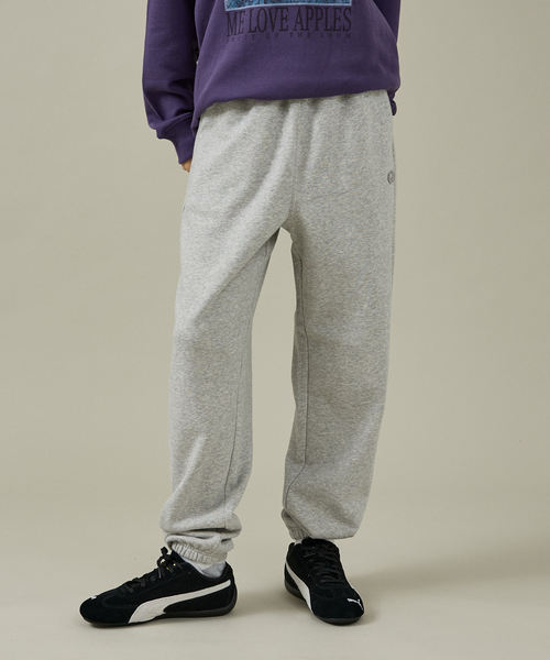 FRUIT OF THE LOOM(フルーツオブザルーム)の「【FRUIT OF THE LOOM/フルーツ オブ ザ ルーム】BASIC SWEAT PANT/パンツ/ボトムス/スウェット/お出かけ【WEB限定】(スウェットパンツ・レディース・ブラック/ネイビー/アイボリー/グレー・フリー)」の3枚目の写真
