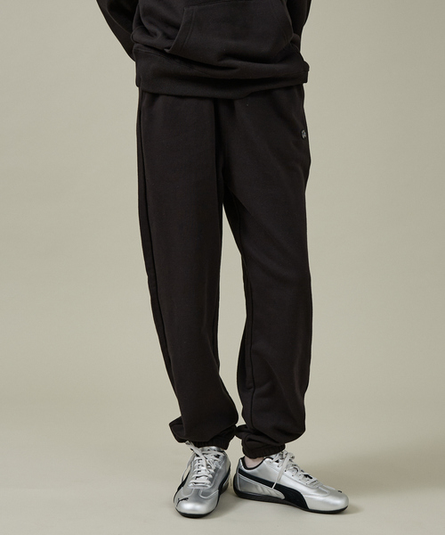 FRUIT OF THE LOOM(フルーツオブザルーム)の「【FRUIT OF THE LOOM/フルーツ オブ ザ ルーム】BASIC SWEAT PANT/パンツ/ボトムス/スウェット/お出かけ【WEB限定】(スウェットパンツ・レディース・ブラック/ネイビー/アイボリー/グレー・フリー)」の1枚目の写真