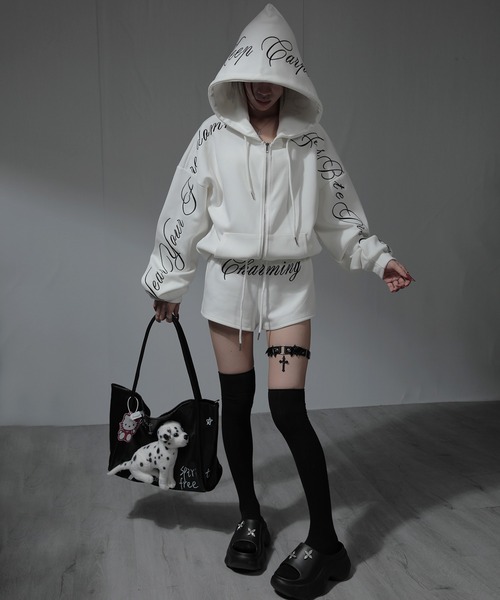 nonomi(ノノミ)の「【セットアップ】レタリングロゴ刺繡 ジップアップパ-カ- ショ-トパンツ 上下セット くすみカラ- 生成り 韓国風(セットアップ・レディース・グレー/ベージュ/ブラック/ホワイト・FREE)」の15枚目の写真