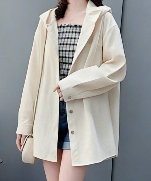 cammie(キャミー)の「ゆったりフード付きシャツ(シャツ/ブラウス・レディース・アイボリー/ピンク・M/L)」の1枚目の写真