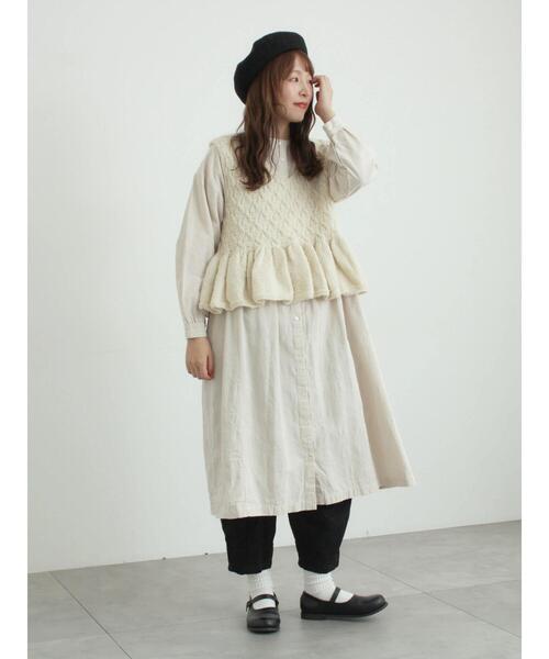 TSUHARU by Samansa Mos2(ツハルバイサマンサモスモス)の「【ペルーニット】裾フリル前後着ベスト(ベスト・レディース・チャコールグレー/オフホワイト・F)」の5枚目の写真