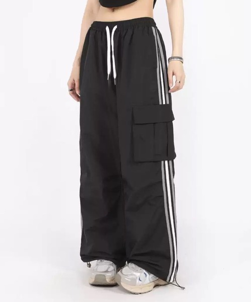 VIBGYOR（ヴィブジョー）の「【EIZZ/アイズ】シャカシャカ サイドライン イージー カーゴパンツ（その他パンツ・レディース・ブラック/カーキ・FREE）」の8枚目の写真