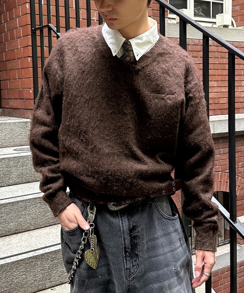 kutir(クティール)の「VNECK SHAGGY CROPPED KNIT/Vネックシャギークロップドニット(ニット/セーター・メンズ・カーキ/ブラック/ブラウン・LARGE/MEDIUM)」の2枚目の写真