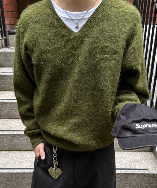 kutir(クティール)の「VNECK SHAGGY CROPPED KNIT/Vネックシャギークロップドニット(ニット/セーター・メンズ・カーキ/ブラック/ブラウン・LARGE/MEDIUM)」の3枚目の写真