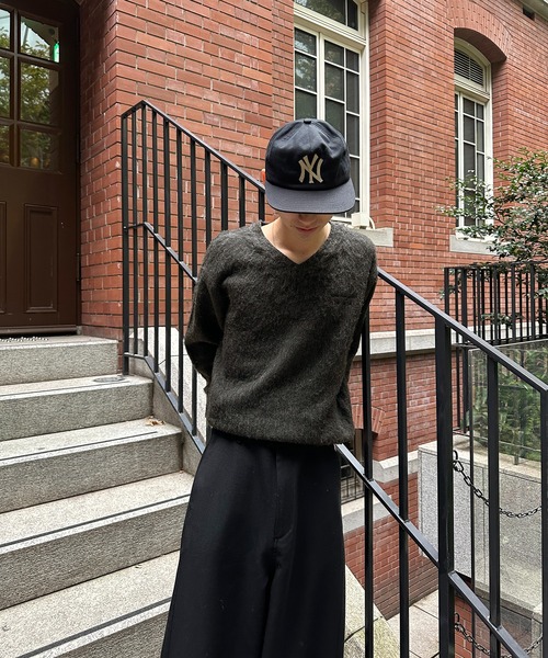 kutir(クティール)の「VNECK SHAGGY CROPPED KNIT/Vネックシャギークロップドニット(ニット/セーター・メンズ・カーキ/ブラック/ブラウン・LARGE/MEDIUM)」の4枚目の写真