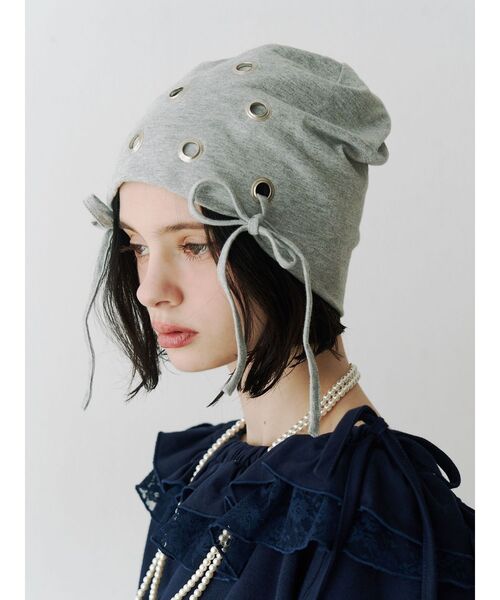 jouetie(ジュエティ)の「ハトメリボンビーニー(ニットキャップ/ビーニー・レディース・グレー/ブラック・FREE)」の8枚目の写真