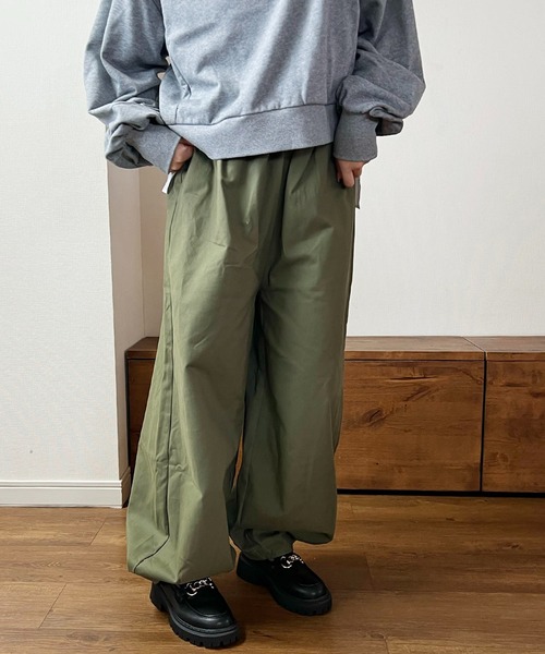 GREENHOX(グリーンホックス)の「ボリュームワイドシルエットパンツ(その他パンツ・レディース・カーキ・FREE)」の1枚目の写真
