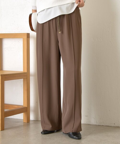 Jena espace merveilleux（ジェナ　エスパスメルヴェイユ）の「【2サイズ展開/WEB限定カラー有】トロミイージーパンツ（その他パンツ・レディース・オフホワイト/ブラック/グレー/ブラウン/ライトベージュ・1/2）」の4枚目の写真