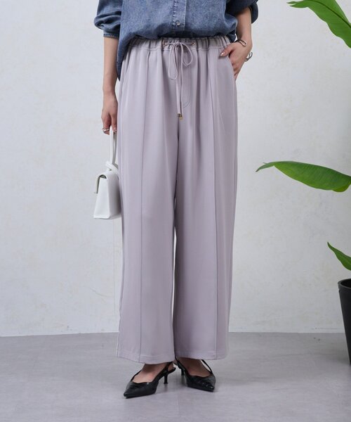 Jena espace merveilleux(ジェナ エスパスメルヴェイユ)の「【高レビュー多数!】【2サイズ展開/体型問わず美脚見え】トロミイージーパンツ(その他パンツ・レディース・グレー/オフホワイト/ブラック/ライトベージュ/ブラウン/グレー系その他2/ベージュ/アイボリー・2/1)」の5枚目の写真