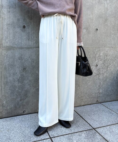 Jena espace merveilleux（ジェナ　エスパスメルヴェイユ）の「【2サイズ展開/WEB限定カラー有】トロミイージーパンツ（その他パンツ・レディース・オフホワイト/ブラック/グレー/ブラウン/ライトベージュ・1/2）」の9枚目の写真