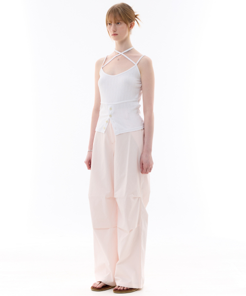 ARI(アリ)の「EVAN SLEEVELESS TOP / WHITE(Tシャツ/カットソー・レディース・ホワイト・FREE)」の3枚目の写真