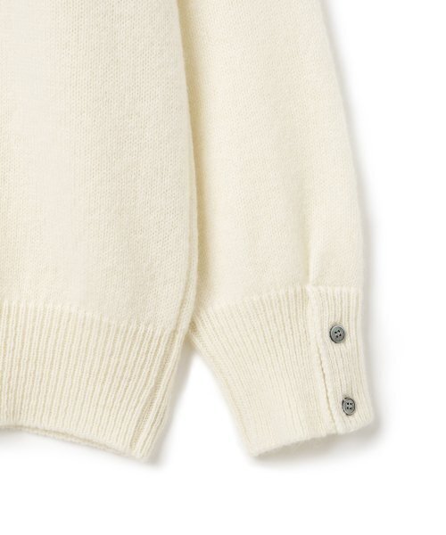 KNITTED(ニッティド)の「シェギドック ウール100% ラウンドカーディガン アイボリー(カーディガン/ボレロ・レディース・その他・MEDIUM/LARGE/X-LARGE)」の4枚目の写真