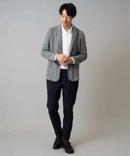 a.v.v（アーヴェヴェ）の「【イージーケア/ストレッチ】ダブルフェイスジャージースマートジャケット【洗濯機で洗える】〈ON/OFF SERIES〉（テーラードジャケット・メンズ・ブラック/グレー・50/46/48）」の5枚目の写真