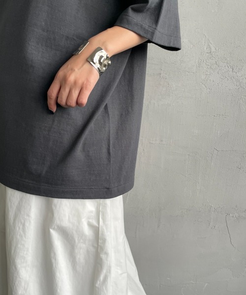 AMERICANA（アメリカーナ）の「【WEB先行予約】[Americana/アメリカーナ] 別注 AMRCN バックプリント Tシャツ（Tシャツ/カットソー・レディース・オートミール/ベージュ/スミクロ・ONE SIZE）」の16枚目の写真