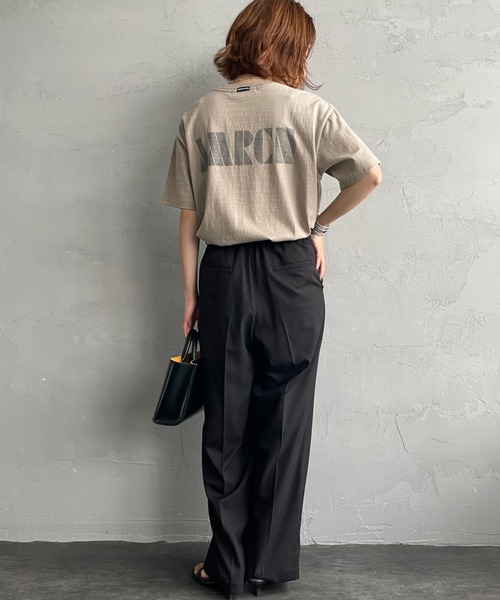 AMERICANA（アメリカーナ）の「【WEB先行予約】[Americana/アメリカーナ] 別注 AMRCN バックプリント Tシャツ（Tシャツ/カットソー・レディース・オートミール/ベージュ/スミクロ・ONE SIZE）」の5枚目の写真