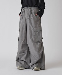 Lui's（ルイス）の「【Neucon】NYLON BALLOON TRUCK CARGO PANTS / ナイロンバルーントラックカーゴパンツ / セットアップ対応（カーゴパンツ）」