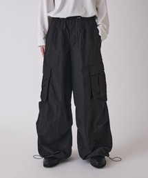 Lui's（ルイス）の「【Neucon】NYLON BALLOON TRUCK CARGO PANTS / ナイロンバルーントラックカーゴパンツ / セットアップ対応（カーゴパンツ）」