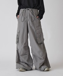 Lui's（ルイス）の「【Neucon】NYLON BALLOON TRUCK CARGO PANTS / ナイロンバルーントラックカーゴパンツ（カーゴパンツ）」